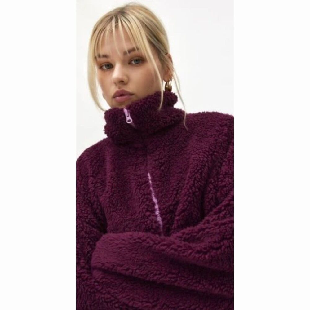 Kimchi Blue UO Snow Bunny Piled Fleece Zip-Up Jacket in Purple Size M NWT! SOFT!